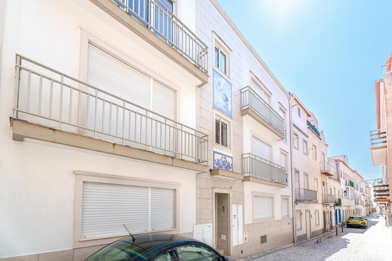 Charming Nazare Apartment-1 Minute To The Beach Exterior foto